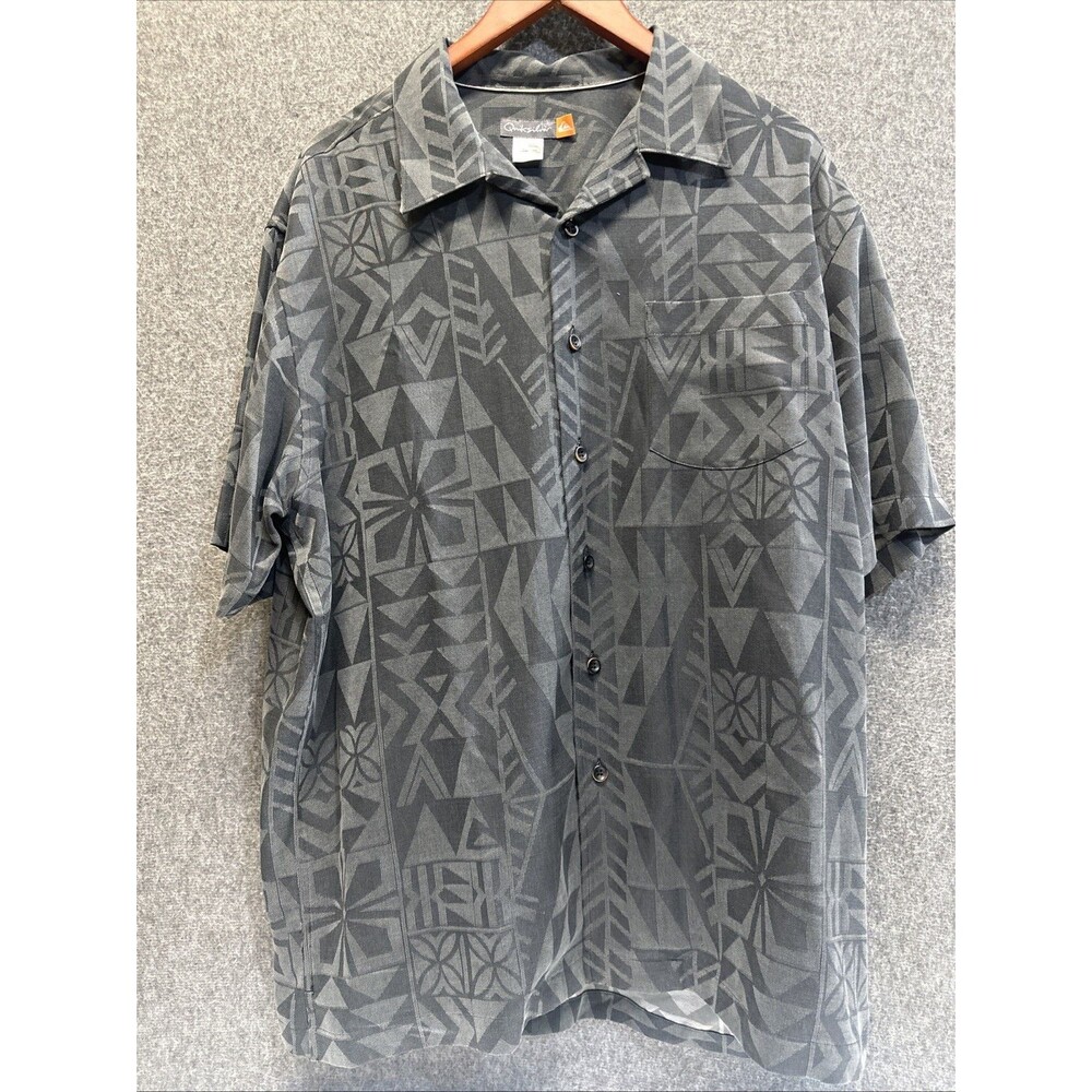 Quiksilver Hawaiian Aloha Shirt Large Black Geometric Rayon Button Up Men Large